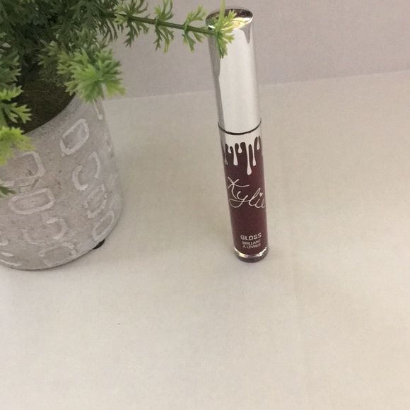 Kylie Cosmetics Other - KYLIE COSMETICS Jolly gloss
